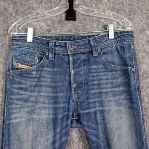Diesel Jeans Mens size 29x30 Darron Regular Slim Tapered Button Fly